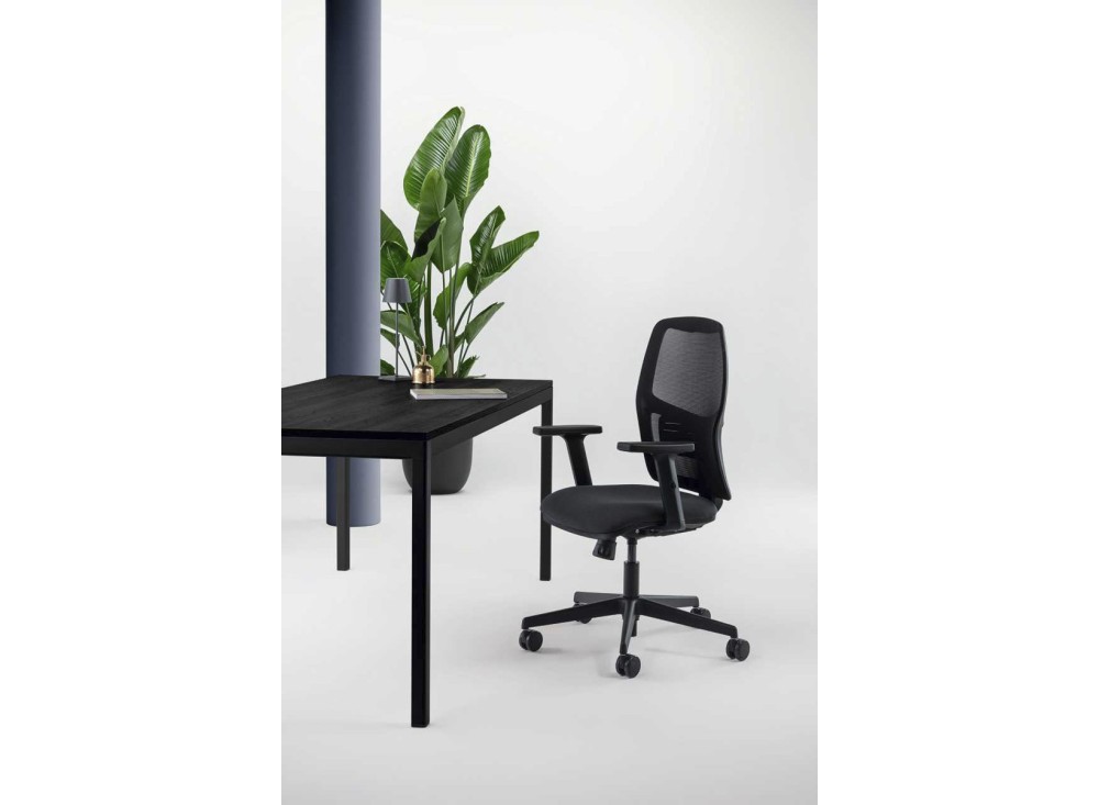 VEGA sedia operativa con braccioli regolabili